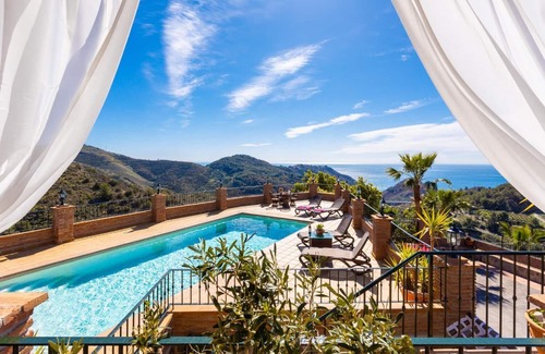 Nerja Villa | Villa Flores - Five Bedroom Villa, Sleeps 10