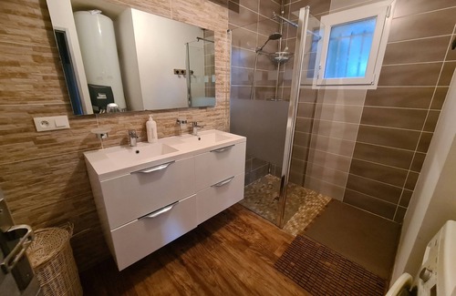 Saint-Ambroix House | VILLA FOR 4 PEOPLE DOMINANT VIEW