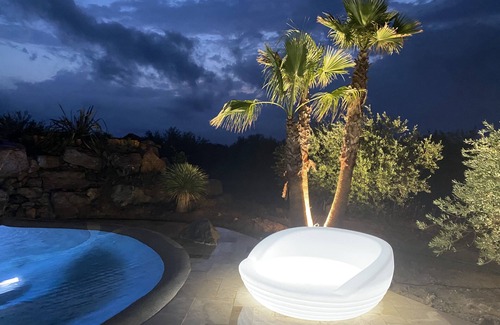 Montagnac Villa | Villa for 4 people "L'Amandier" Lagoon pool to share