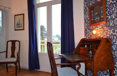 Sainte-Marguerite-sur-Mer Villa | Villa Chante-Brise: magnificent view of the sea and the cliffs 12 km from Dieppe