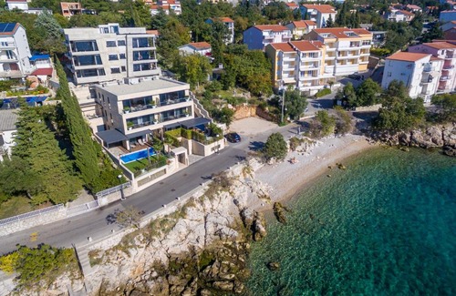 Selce Apartment | VILLA FRAN - DELUXE SEA VIEW SUITE with balcony and private terrace # 2
