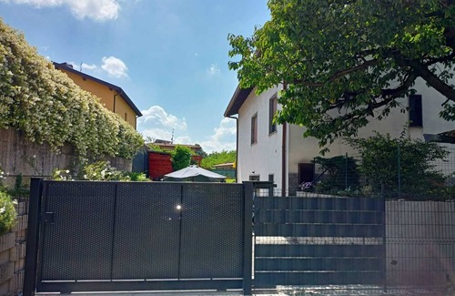 Albate House | Villa Franca Como is a recently renovated holiday home in Como