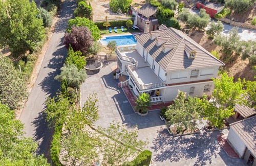 Los Villares Ski Chalet | Villa Fuji Sierra de la Pandera