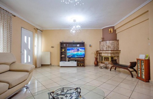 Nea Peramos Villa | Villa George