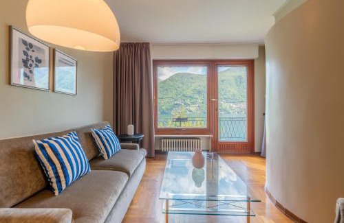 Brienno Apartment | Villa Glicine, by R Collection apartment