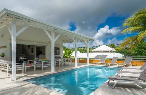 Saint-Francois Villa | Villa Green Caraibes, pool and view on the international golf of St-François