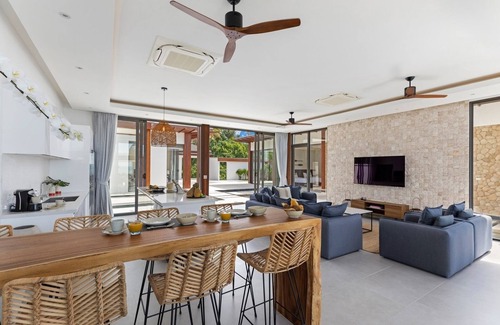 Na Thon Villa | Villa Hanna Luxury Beachfront