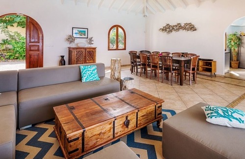 Grand Case Villa | Villa Happy Bay LOW SEASON 2025 SPECIAL 10% PROMOTION | Beach View - Located in Tropical Happy Bay with Private Pool