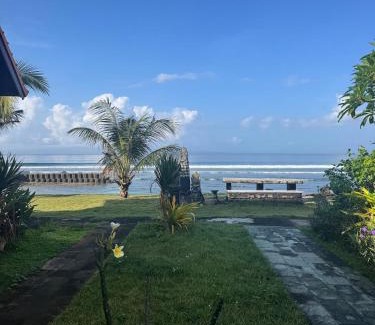Candi Dasa Villa | Villa Harmoni Candidasa beach