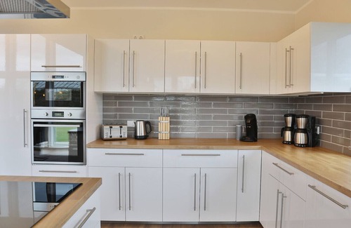 Dorfmark Apartment | Villa Heidetraum, 20 guests, sauna, pool