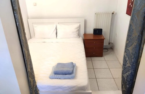Vari-Voula-Vouliagmeni Villa | VILLA HERMES