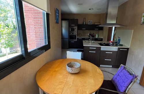 Salou Ski Chalet | Villa Ideal for families or groups of friends, pool and whirlpool bbq -centro salou