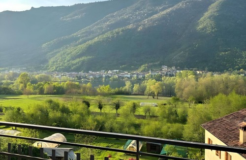 Tarzo Villa | Villa 'Il Cortivo 81' with Lake View, Wi-Fi and Air Conditioning