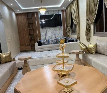 Cite Al Mohammadi House | Villa iligh