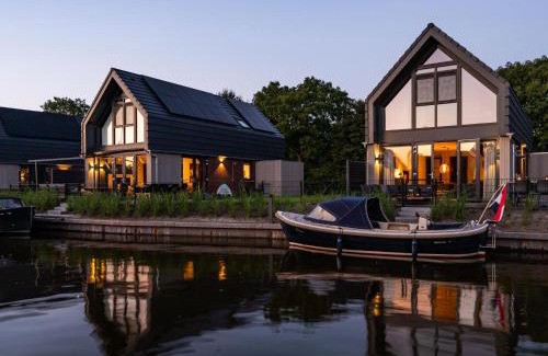 Balk House | Villa in Balk with Private Jetty on Slotermeer