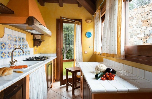Capo Coda Cavallo Villa | Villa in Capo Coda Cavallo with 5 bedrooms sleeps 10