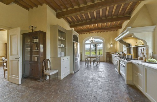 Gavorrano Villa | Villa in Gavorrano with 7 bedrooms sleeps 14