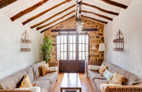 Montefrio Villa | Villa in Montefrio near Iznajar Lake