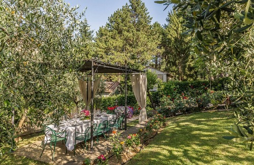 Ripoli House | Villa in Monterchi-Arezzo,Pool,Whirlpool,Wi-Fi,Aircon,gorgeous view, sleep 10