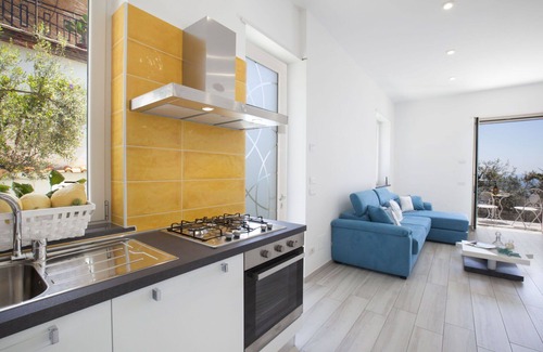 Sirenuse Villa | Villa in Nerano with 6 bedrooms sleeps 12