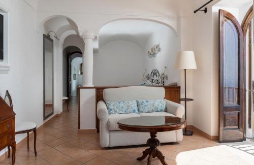 Path of the Gods Apartment | Villa in Nocelle with Amalfi Coast Views