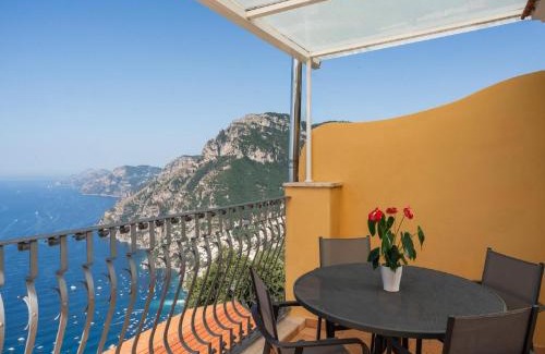Path of the Gods Apartment | Villa in Nocelle with Amalfi Coast Views
