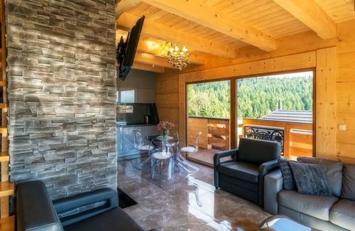Nowy Targ Villa | Villa in Nowy Targ with Mountain Views & Pool
