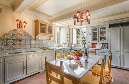 Vorno Villa | Villa in Pisa with 7 bedrooms sleeps 14