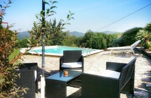 Castelnuovo di Val di Cecina House | Villa in Sasso Pisano wuith garden