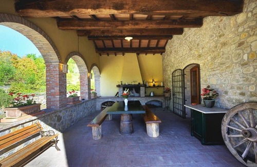Il Poggio House | Villa in Trevinano, San Casciano dei Bagni, Pool, near the village,free Wi-Fi,up to 14 pers