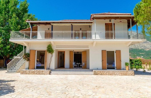 Pigadhakia Villa | Villa in Zakynthos with Private Pool & Beaches