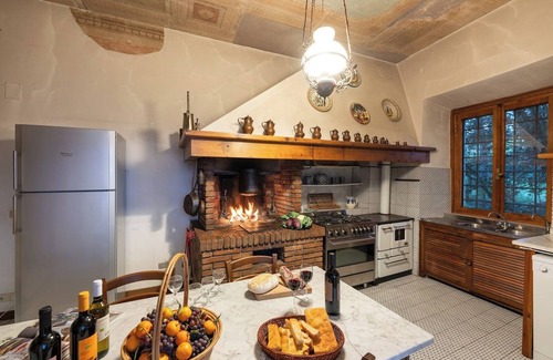 Montecatini Val di Cecina Villa | Villa Sorbaiano 10 In Montecatini val di Cecina, Tuscany