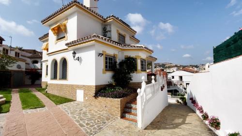 La Cala del Moral Villa | Villa Jacaranda Pool & Sea at Cala del Moral