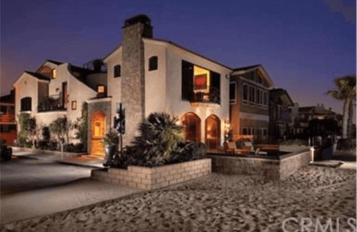 Santa Ana Heights Villa | Villa Jacqueline