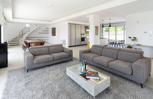 Syracuse Villa | Villa Jaquetta – Syracuse/plemmirio Area