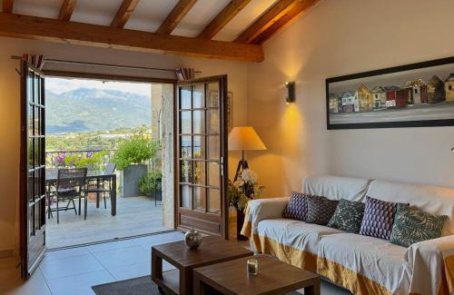 Propriano Villa | Villa KALLISTE 3 pièces avec vue mer sur les hauteurs de Propriano