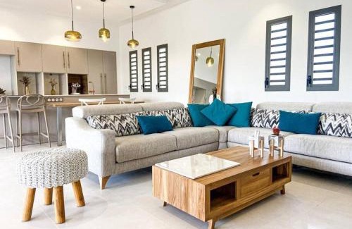 Le Moule Villa | Villa L