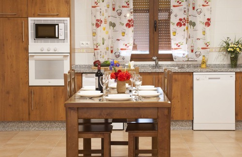 Comares Villa | Villa La Noria, 15 Pers, wifi, swimming pool, Petfriendly, magnificent view