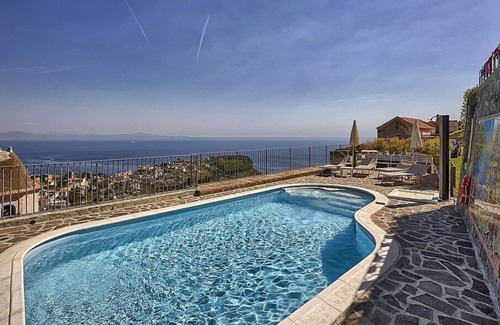 Scala Villa | Villa Laila Grande, fully refundable with voucher*: A charming two-story villa which faces the sun and the sea, with Free WI-FI.