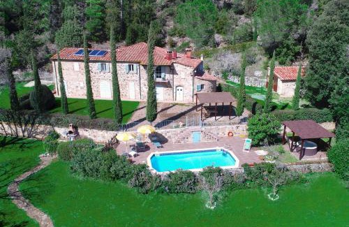 Montecastelli Villa | Villa le Capanne