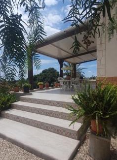 Elche House | Villa le Locle