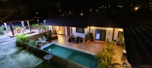 Khaem Son House | Villa Lek Noi - private pool & karaoke สระว่ายน้ำส่วนตัวและคาราโอเกะ