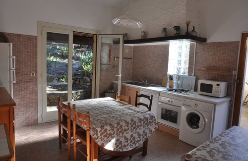 Lumio Apartment | Villa Les Lauriers Malacucina