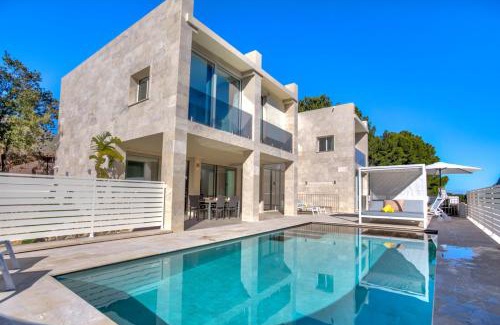 Cala San Vicente Villa | Villa Lesplendor