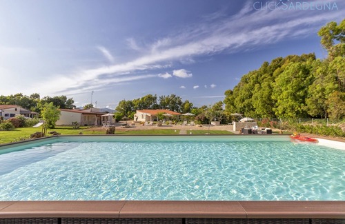 Alghero Cottage | Villa Libeccio for 9 persons close to the beach with shared swimming pool