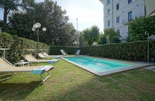 Montecatini Terme Apartment | Villa Lilli con piscina riscaldata