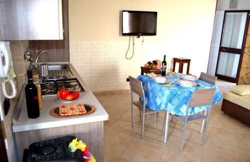 San Foca Villa | Villa 'Ll04 Hikari Con Spazi Esterni' with Private Garden, Wi-Fi and Air Conditioning