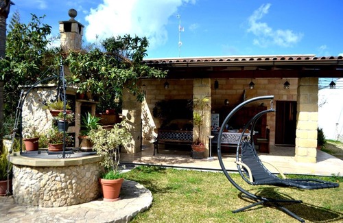 San Foca Villa | Villa 'Ll04 Hikari Con Spazi Esterni' with Private Garden, Wi-Fi and Air Conditioning