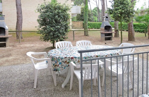 Bibione Pineda Apartment | Villa Lucina by Interhome