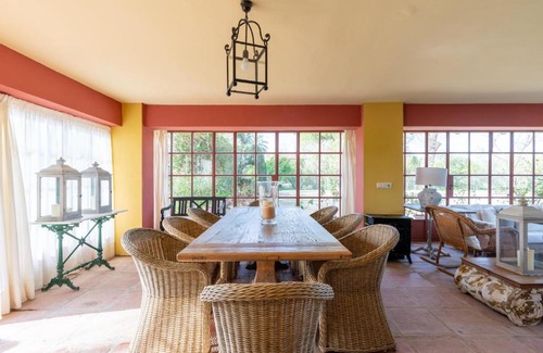 Moron de la Frontera Villa | Villa Lucrecia